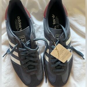 Adidas Men's Navy and White Sneakers